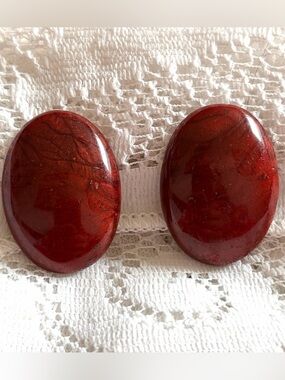 ❤️Vintage 1980s Terracotta Brick Red Resin Statement Clip On Earrings❤️